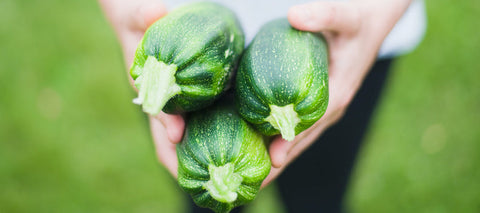 Courgette noodle salad